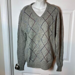 Vintage Four Winds 100% Lambswool V-neck Men’s Argyle Sweater Size Xtra Large